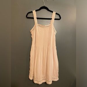 Pale pink dress Wilfred by Aritzia
